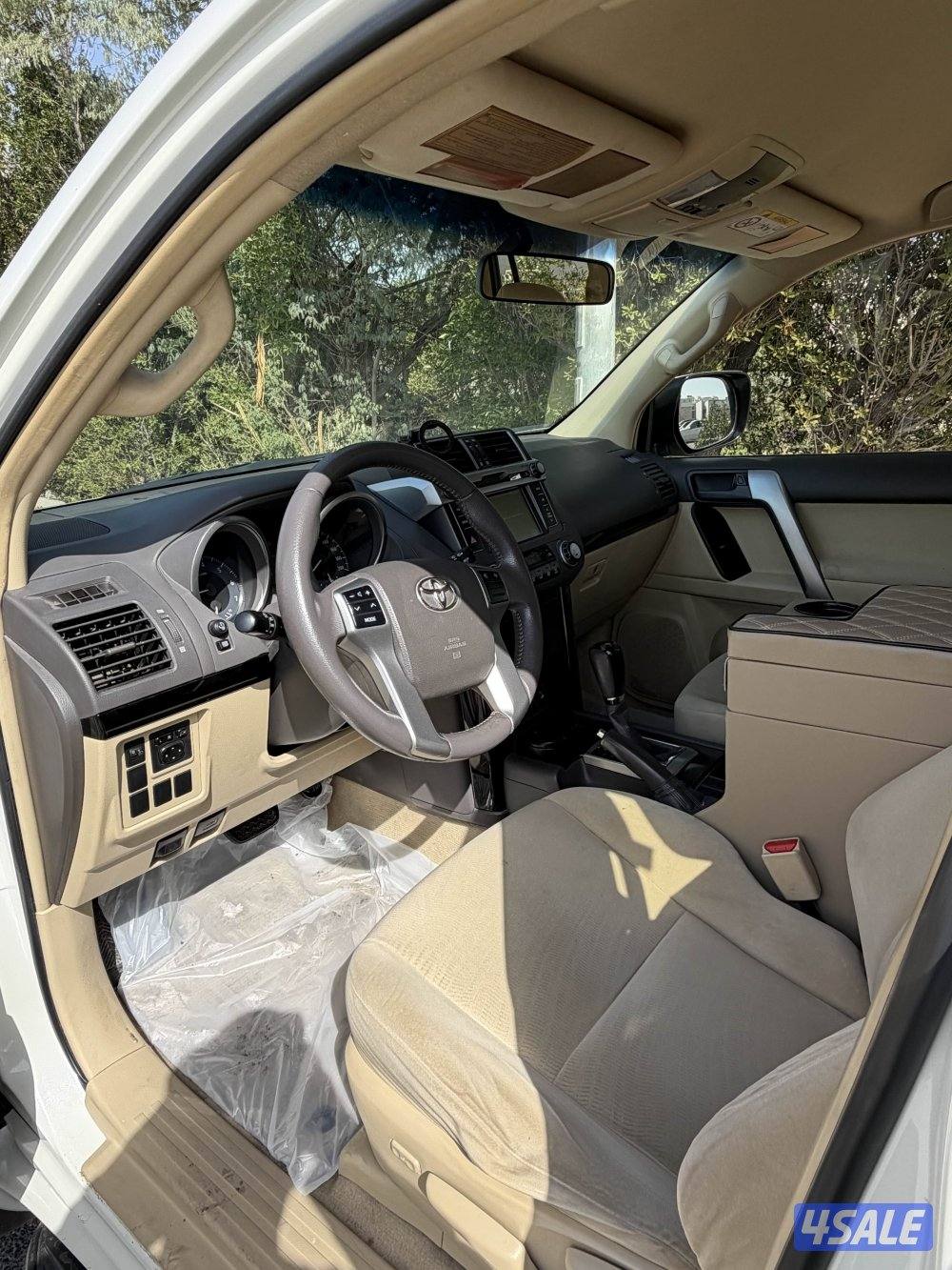 للبيع برادو 2017 عداد (159)2