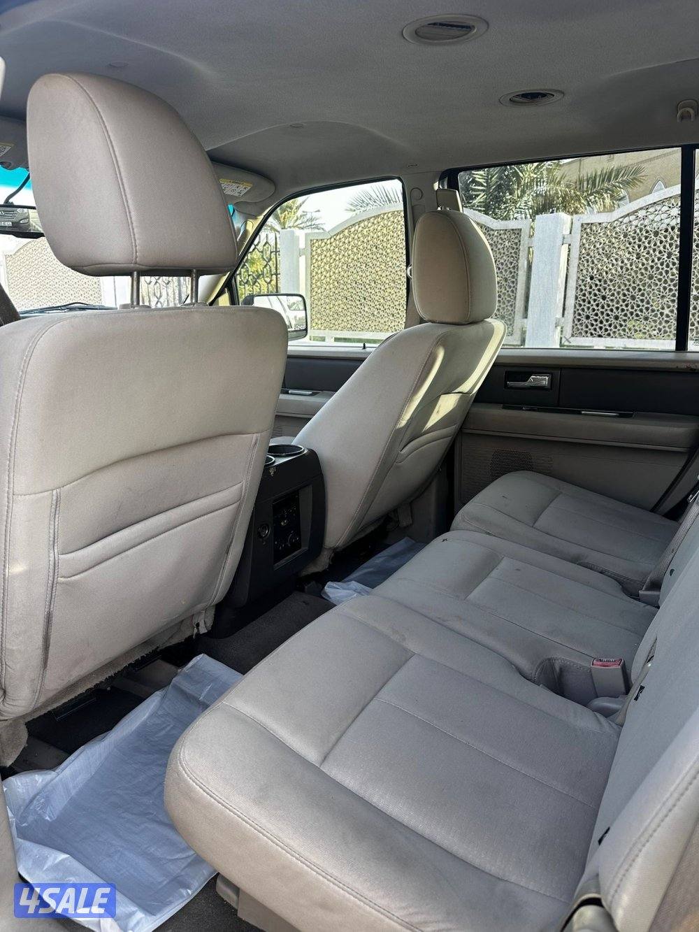 للبيع فورد اكسبيدشن 20144