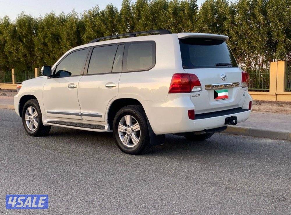 للبيع لاندكروز / 2014 سيرفس منتظم يوجد خفس لايوثر0