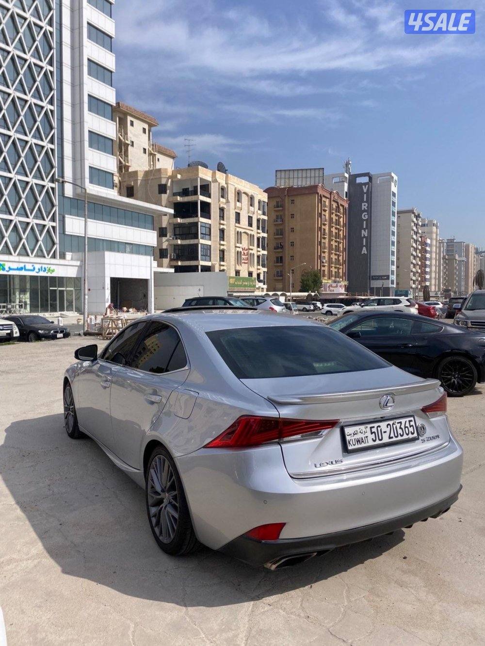 لكزس is200t موديل 20172