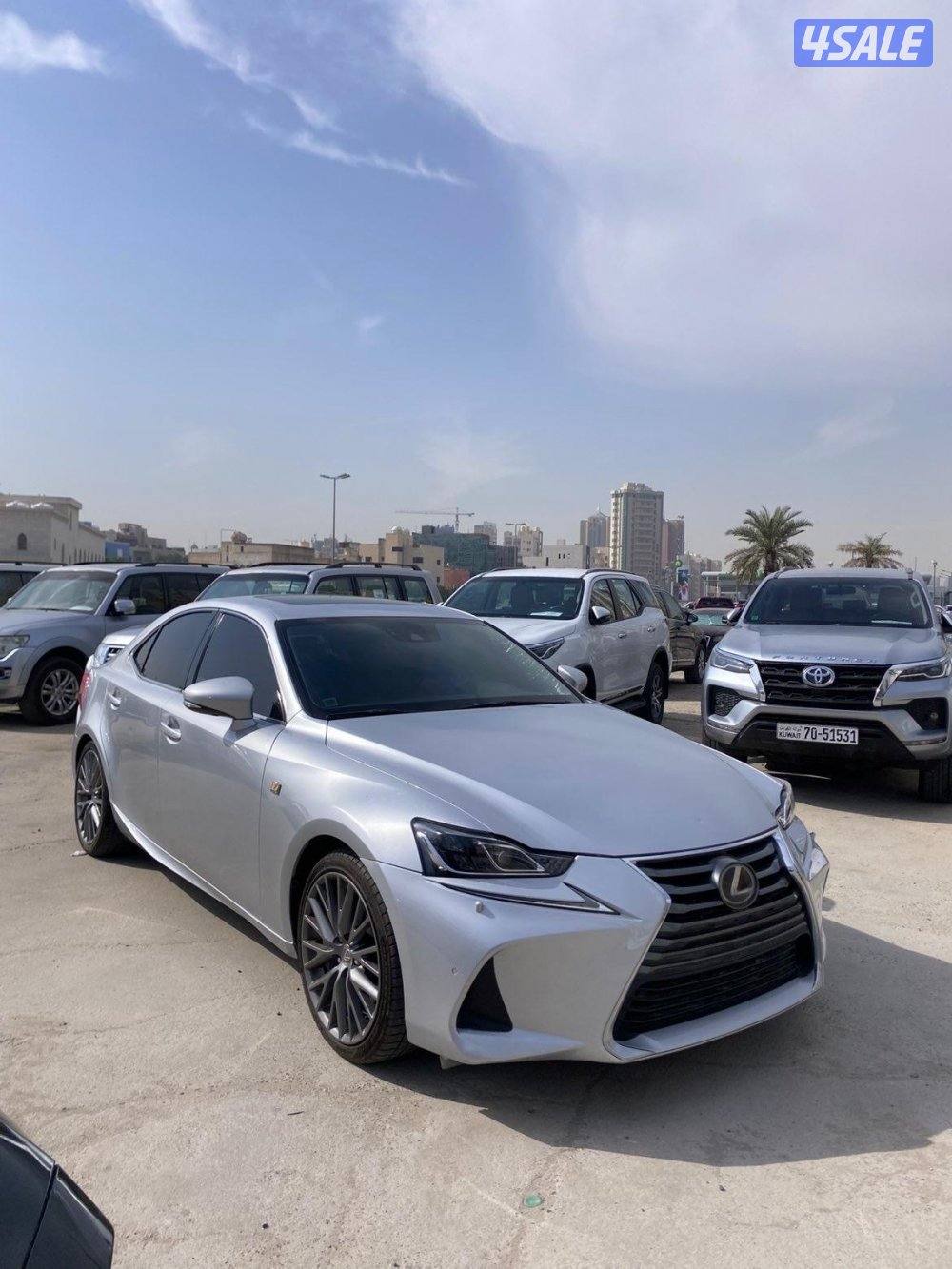 لكزس is200t موديل 20173
