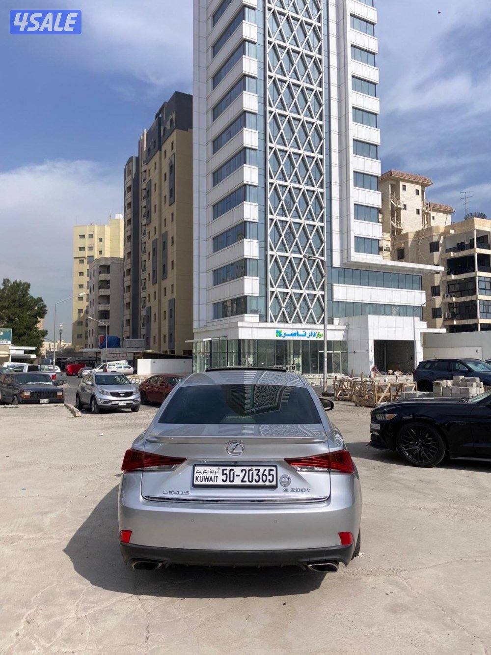 لكزس is200t موديل 20177
