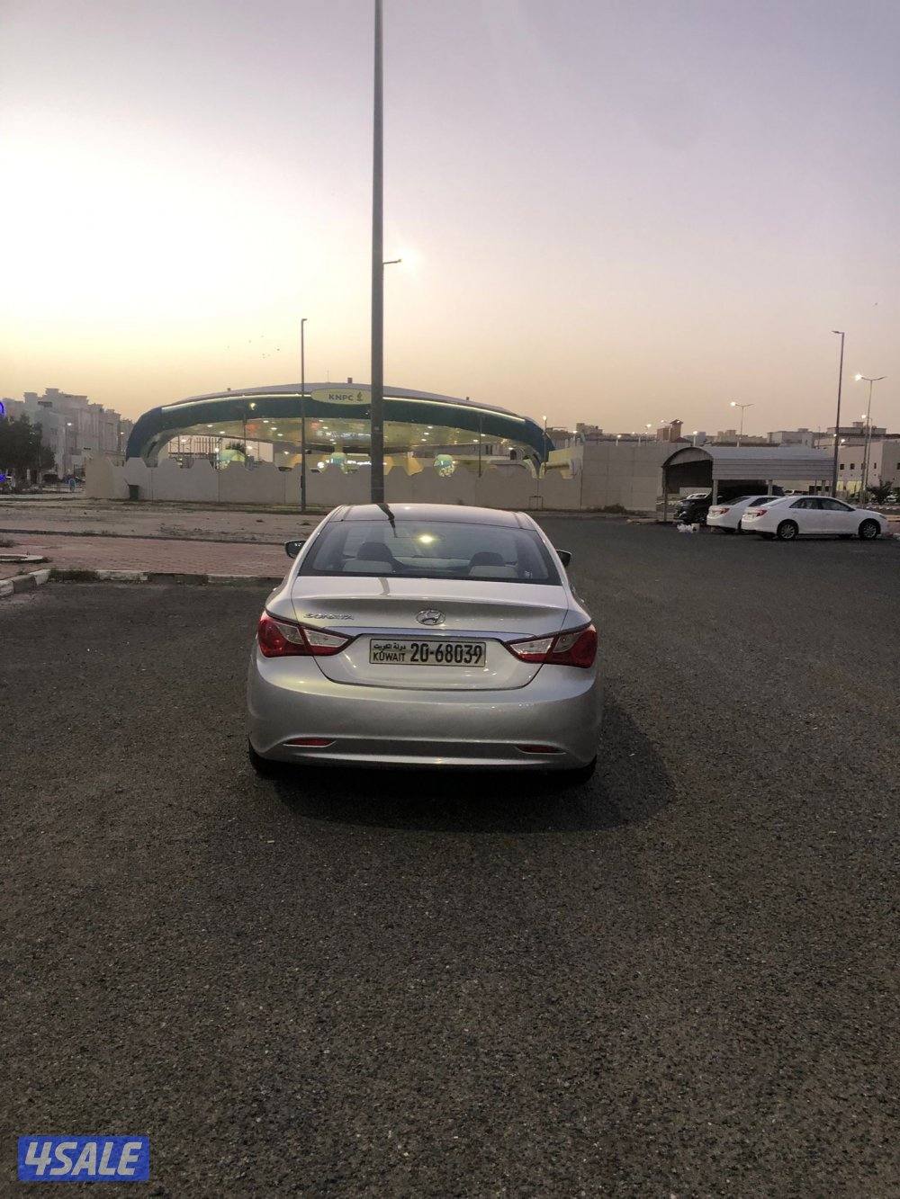 للبيع هيونداي سوناتا 2013 شرط الفحص3