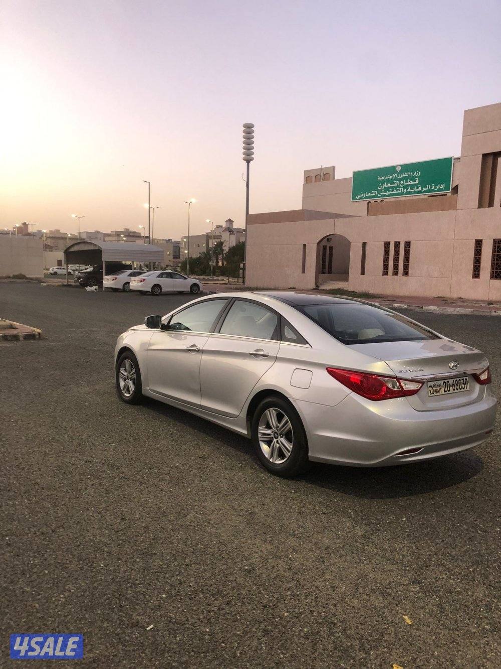 للبيع هيونداي سوناتا 2013 شرط الفحص4