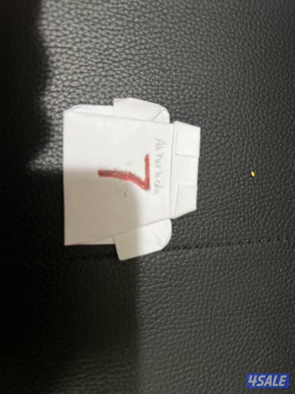 السلام عليكم هذا تيشرت لعيبة كرة في كل الأنواع  السعر 250 فلس2