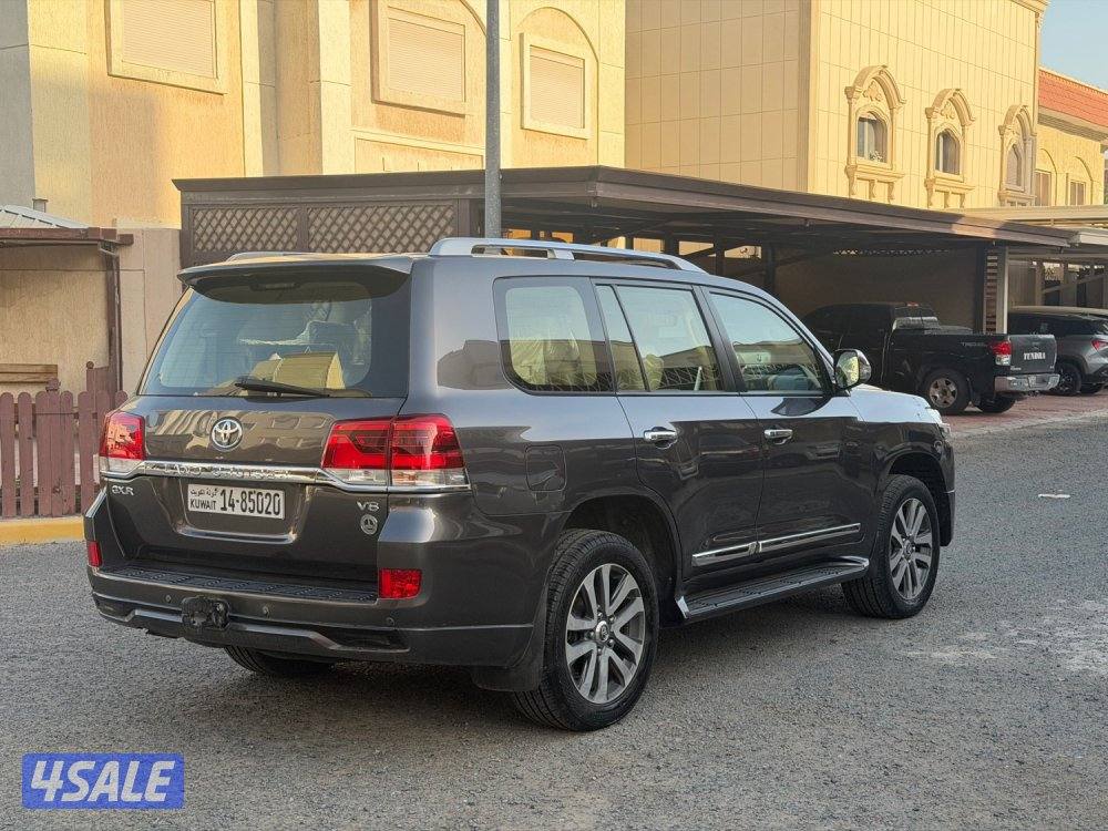 لاند موديل 20161