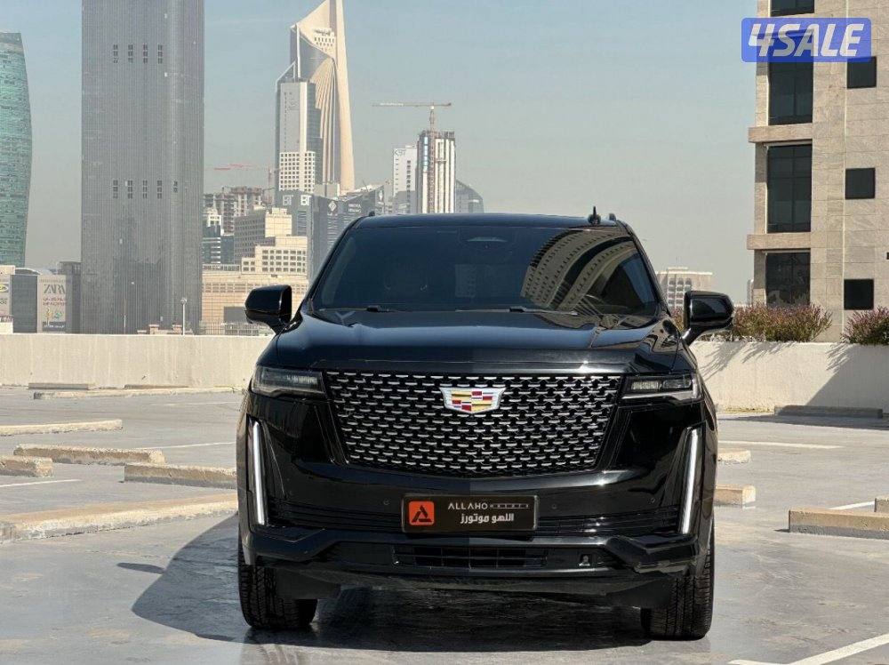 كاديلاك اسكاليدLUXURY موديل2021 عداد77الف وارد الغانم تحت الكفاله4