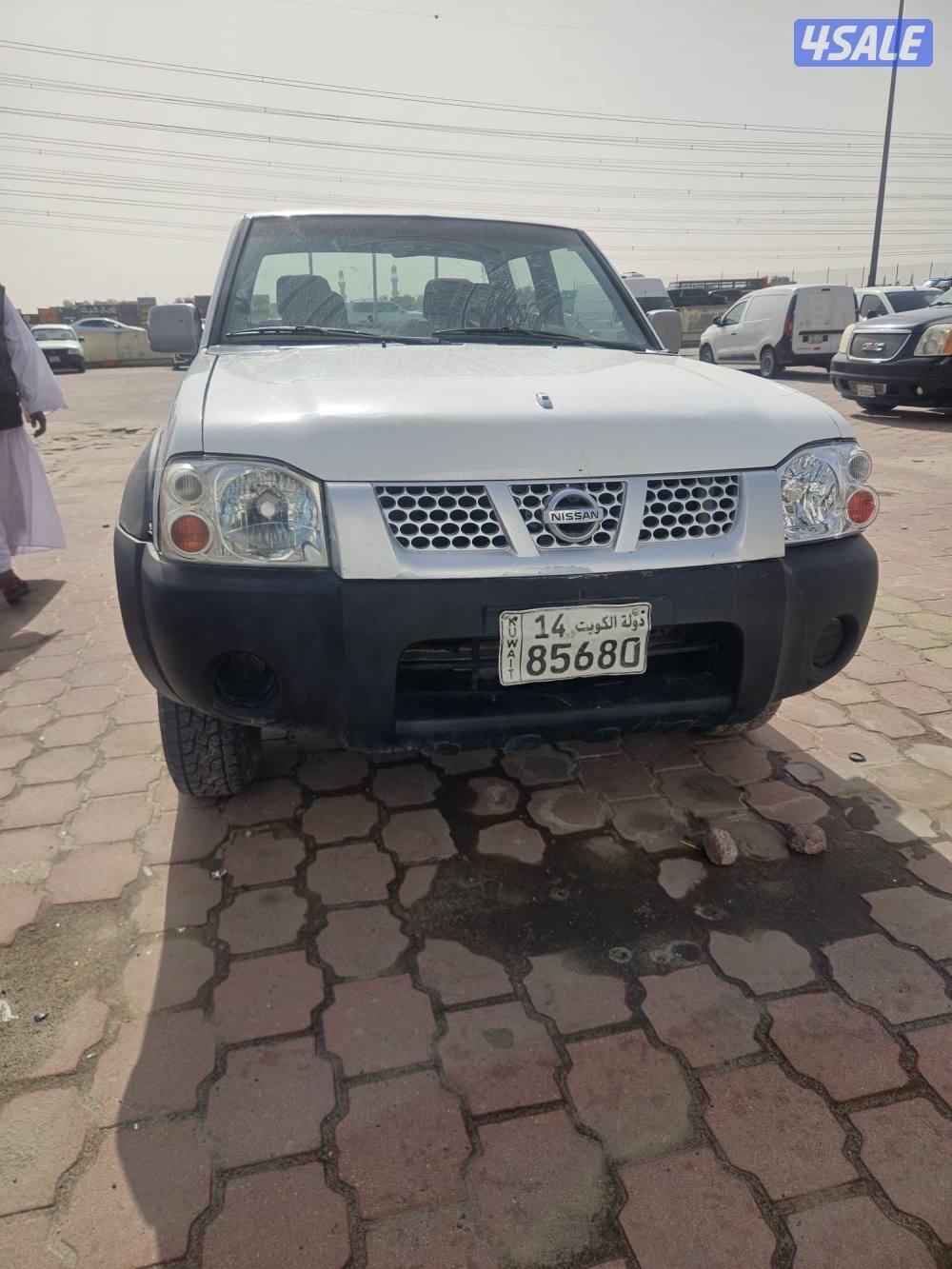 سيارة نيسان وانيت 2015 دبل جير بحاله ممتازة0