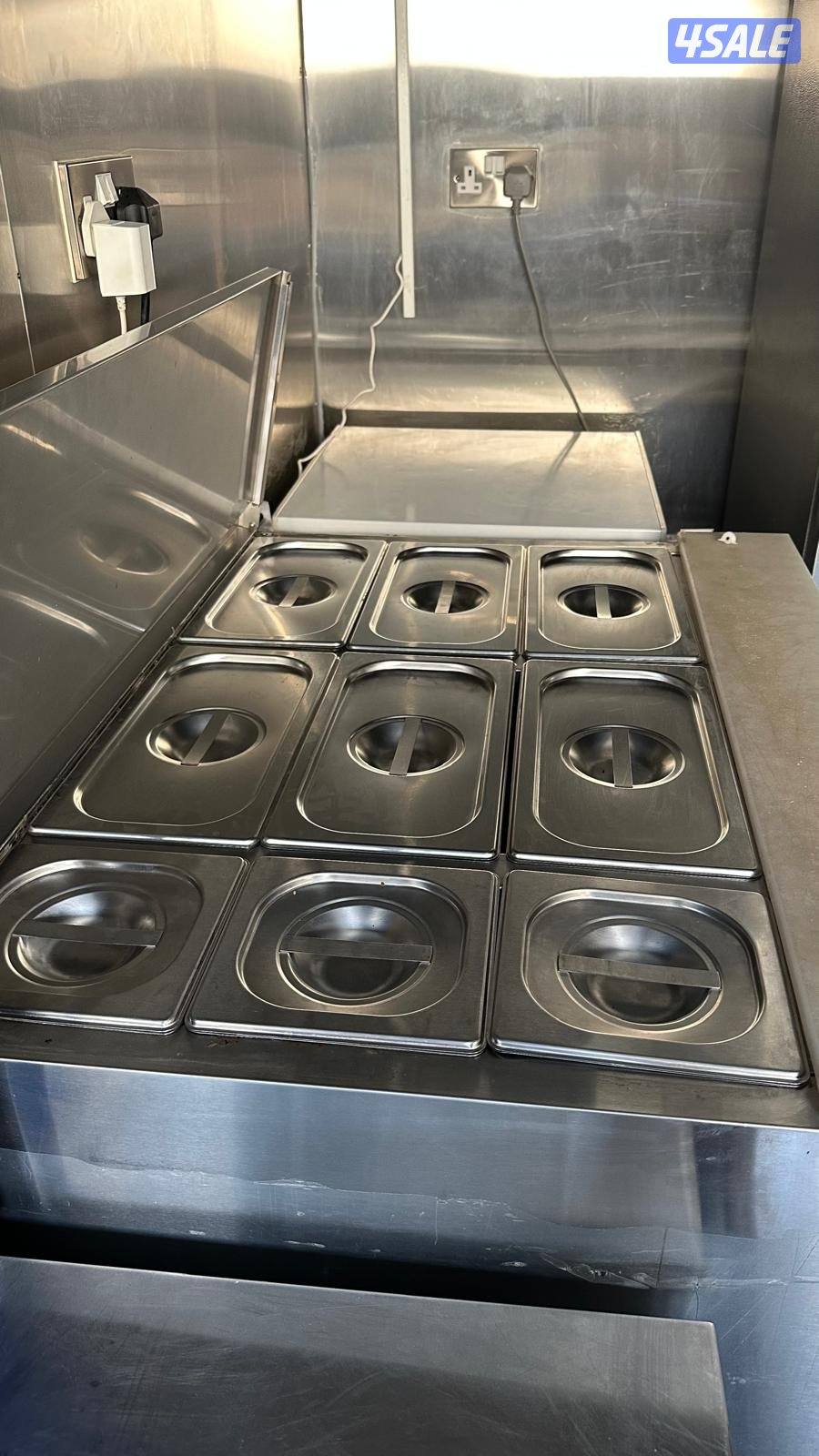 للبيع فود ترك
بحالة فوق الممتازة. مجهز بالكامل
على احدث الطرق الخاص14