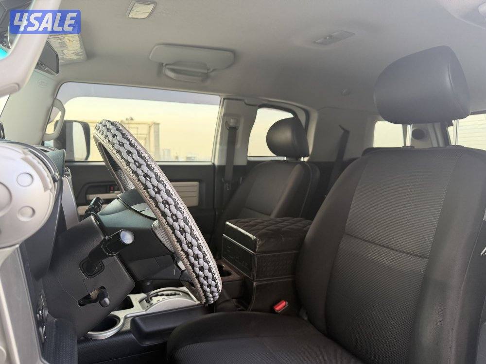 تويوتا FJ موديل 2016 وكالة الكويت الساير سيرفس وكاله نقبل تثمين وبدل3