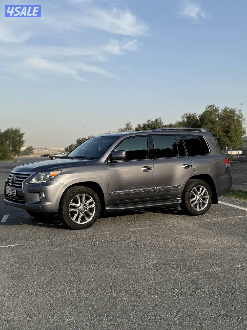 للبيع LX570 صبغ الوكالة1