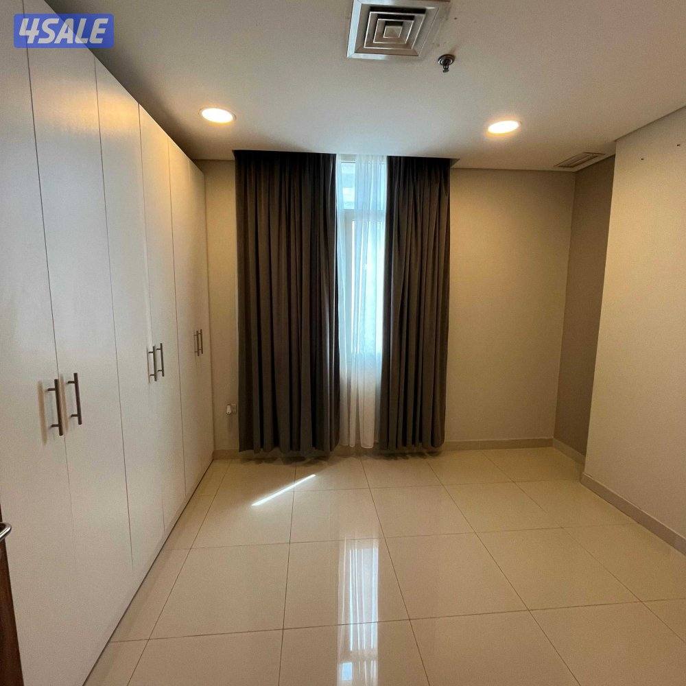 شقة نصف مفروشة للإيجار في دسمان، موقع مميز، اطلالة بحرية جانبية1