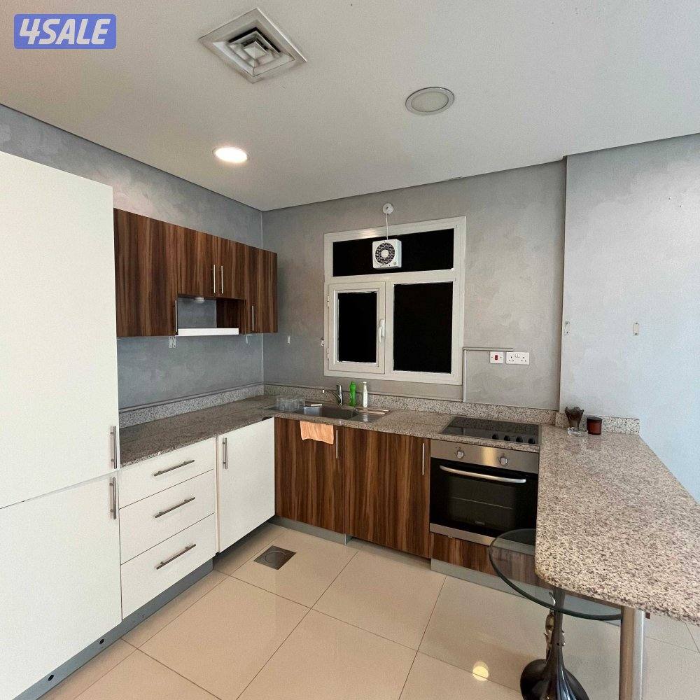 شقة نصف مفروشة للإيجار في دسمان، موقع مميز، اطلالة بحرية جانبية3