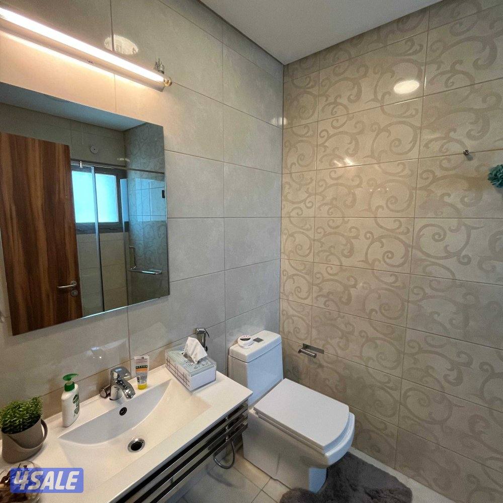 شقة نصف مفروشة للإيجار في دسمان، موقع مميز، اطلالة بحرية جانبية5