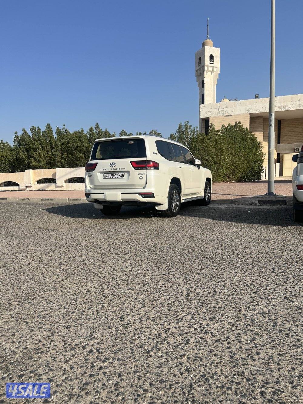 لاندكروزر ديزل للبيع1