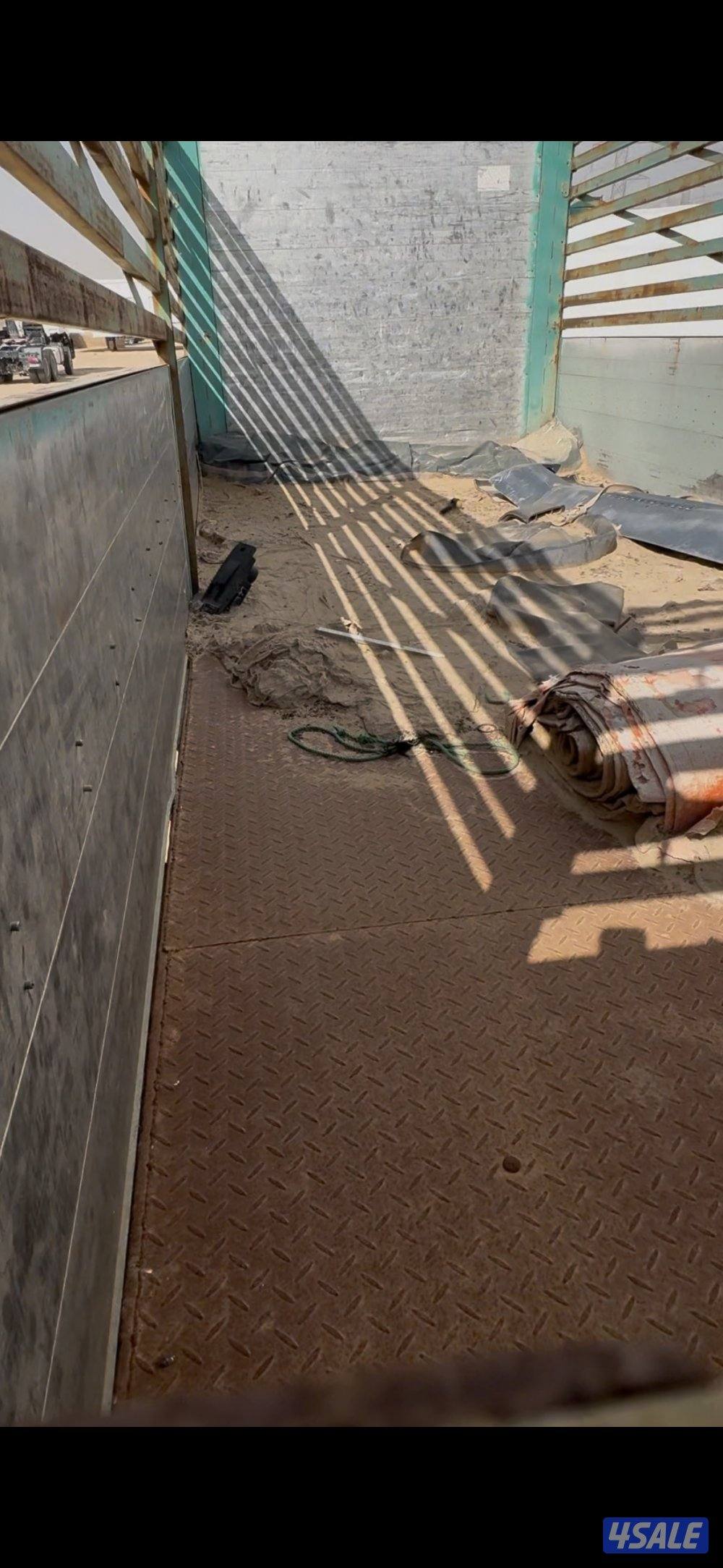 لوري تك نظيف جدا1