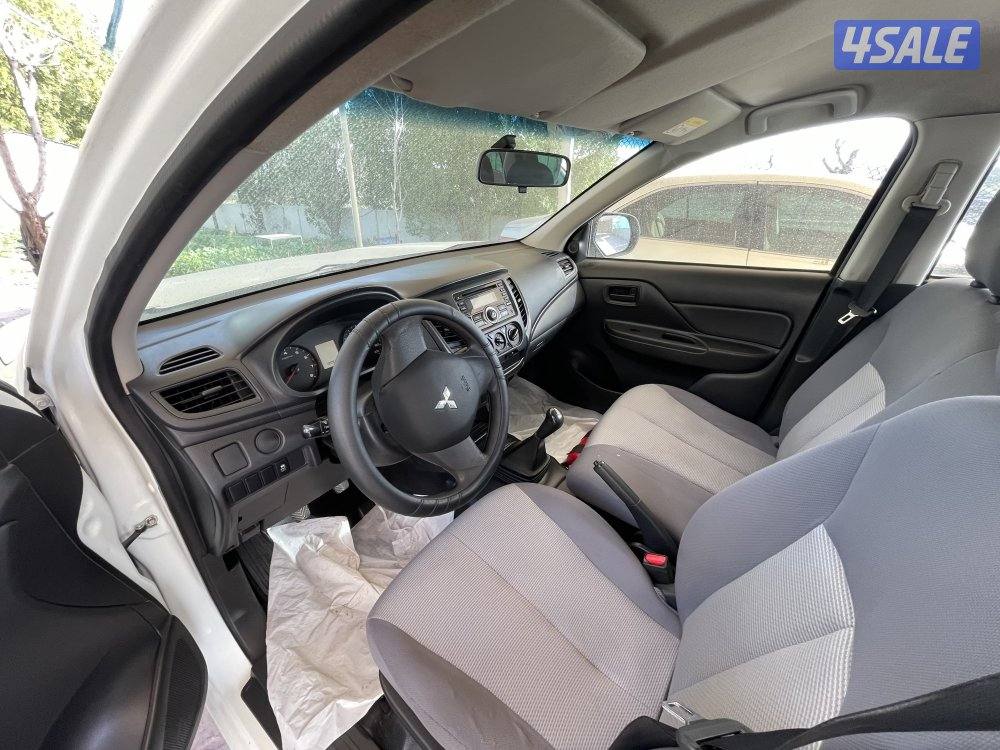 للبيع وانيت ميتسوبيشي موديل 2022 شرط الفحص4