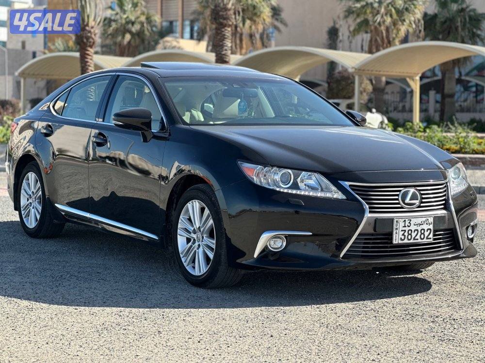 للبيع لكزس ES350 ماشي ١٤٧ الف كيلو0