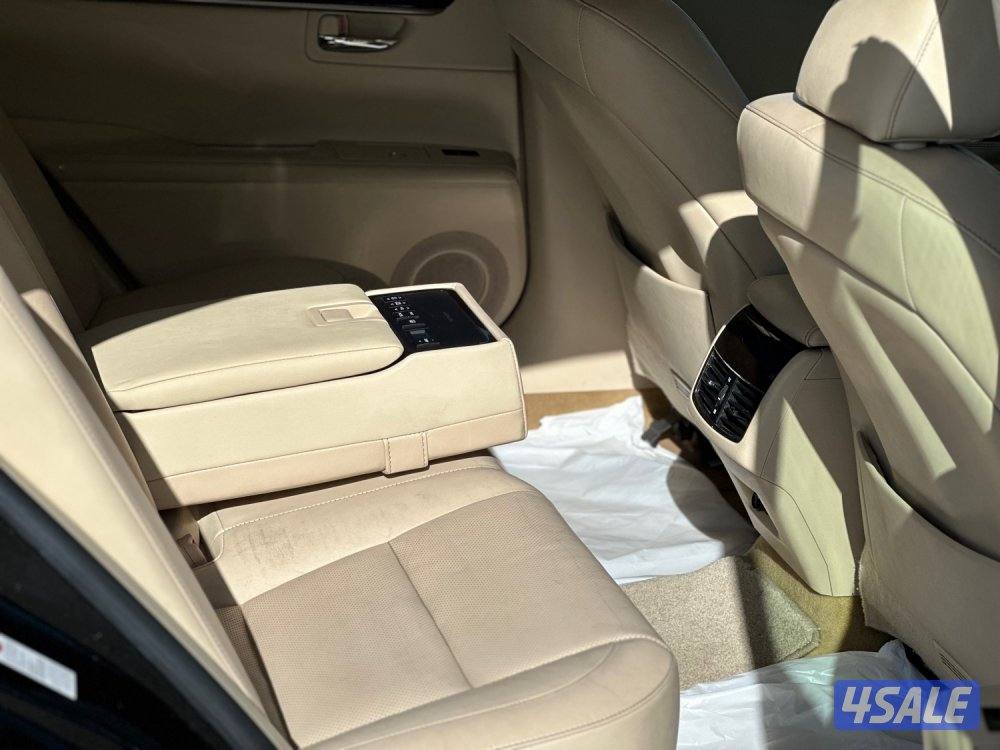 للبيع لكزس ES350 ماشي ١٤٧ الف كيلو5