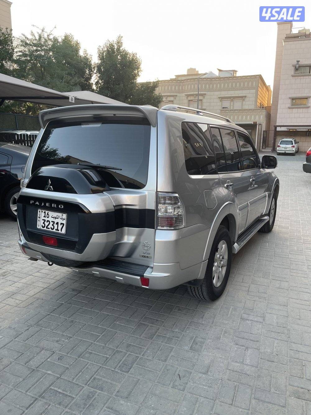 للبيع باجيرو٢٠١٩ صبغ الوكاله4