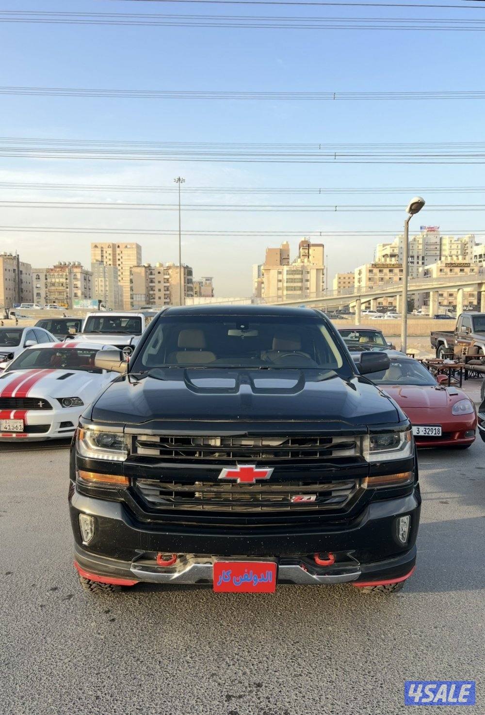 وانيت سلفرادو Z710