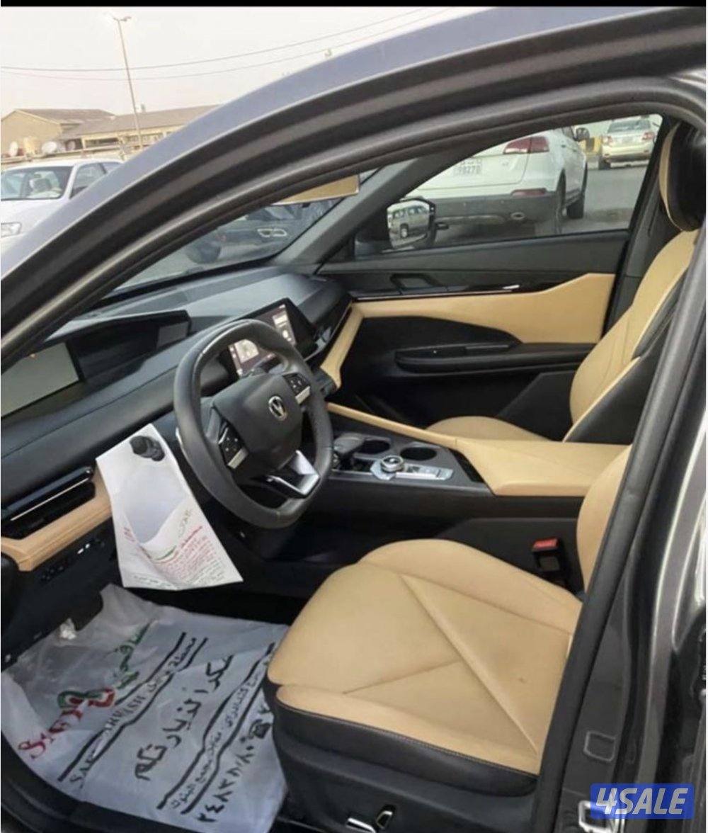 للبيع شانجان موديل 2023 ماشي 18 سيرفس منتظم بالوكاله5