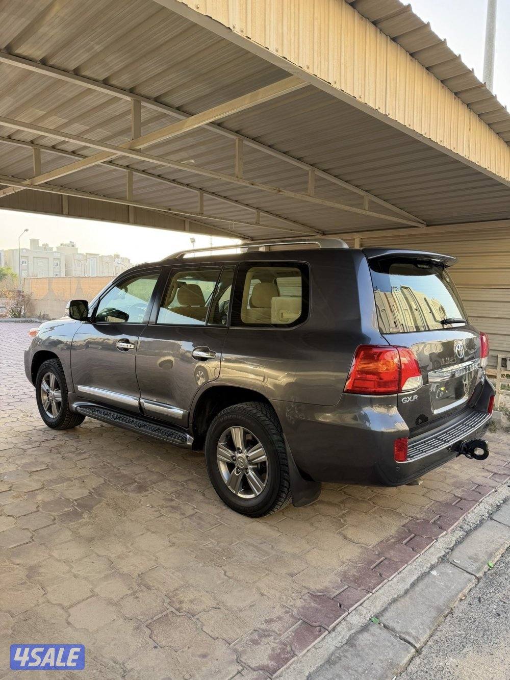 للبيع لاندكروزر 2015 الساير شرط الفحص1