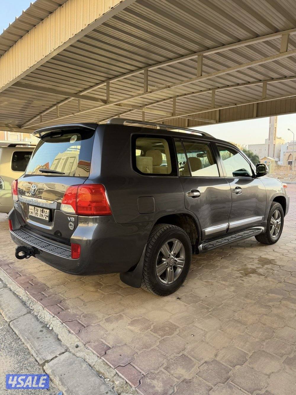 للبيع لاندكروزر 2015 الساير شرط الفحص2