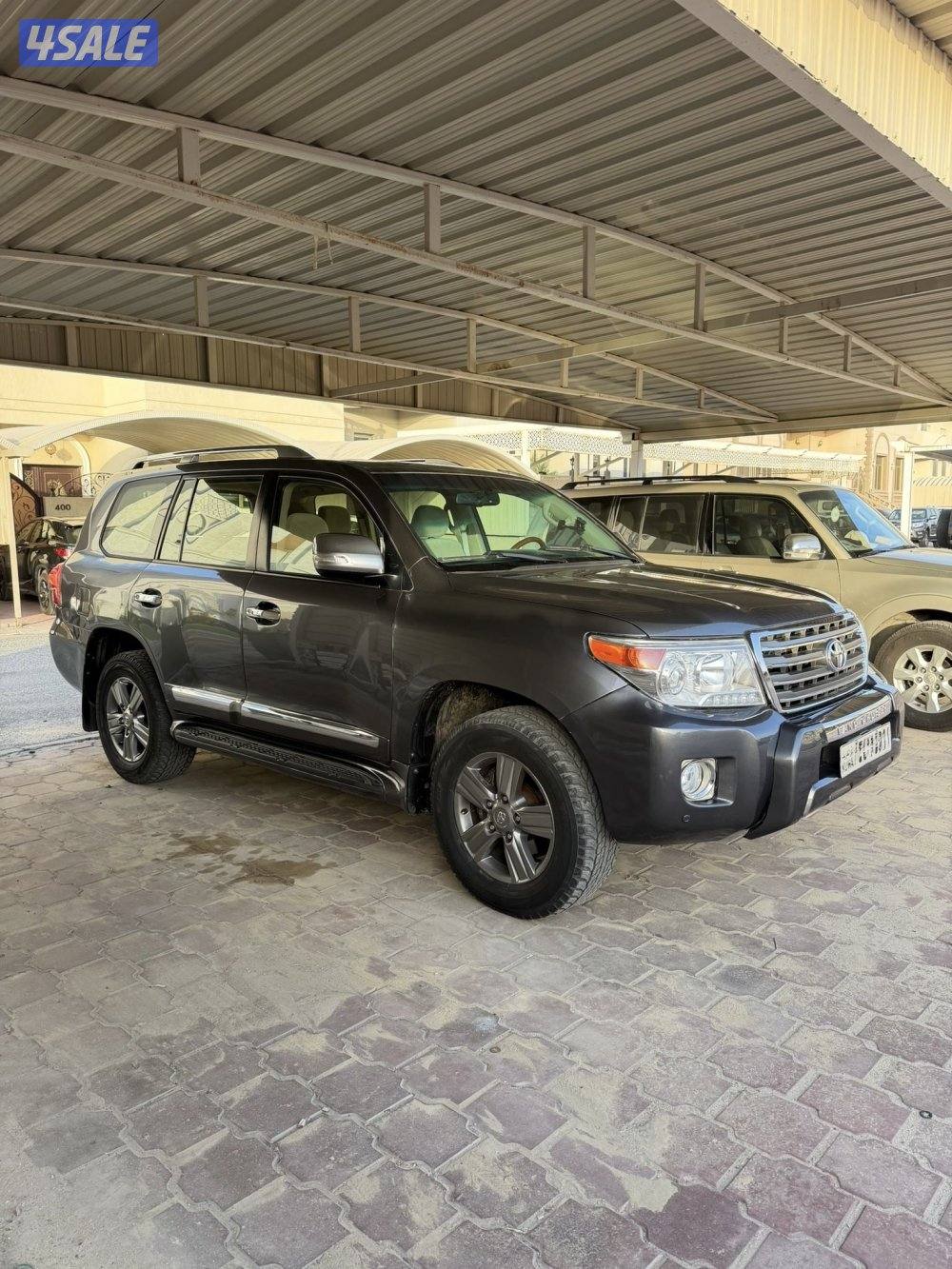 للبيع لاندكروزر 2015 الساير شرط الفحص3