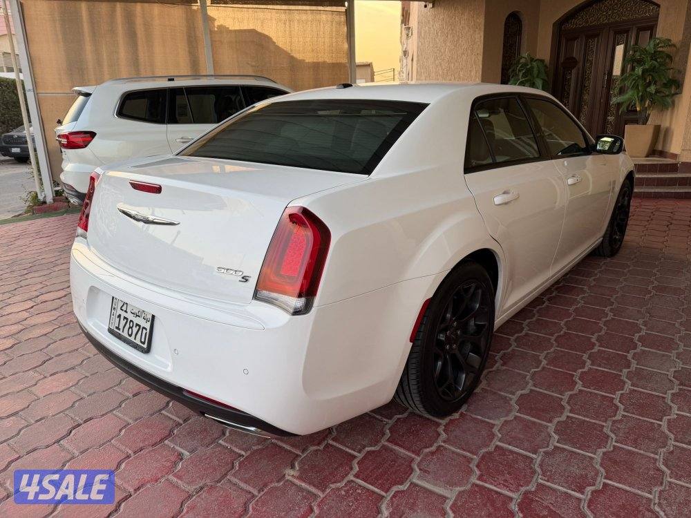 كرايزلر 2021 ماشي 703