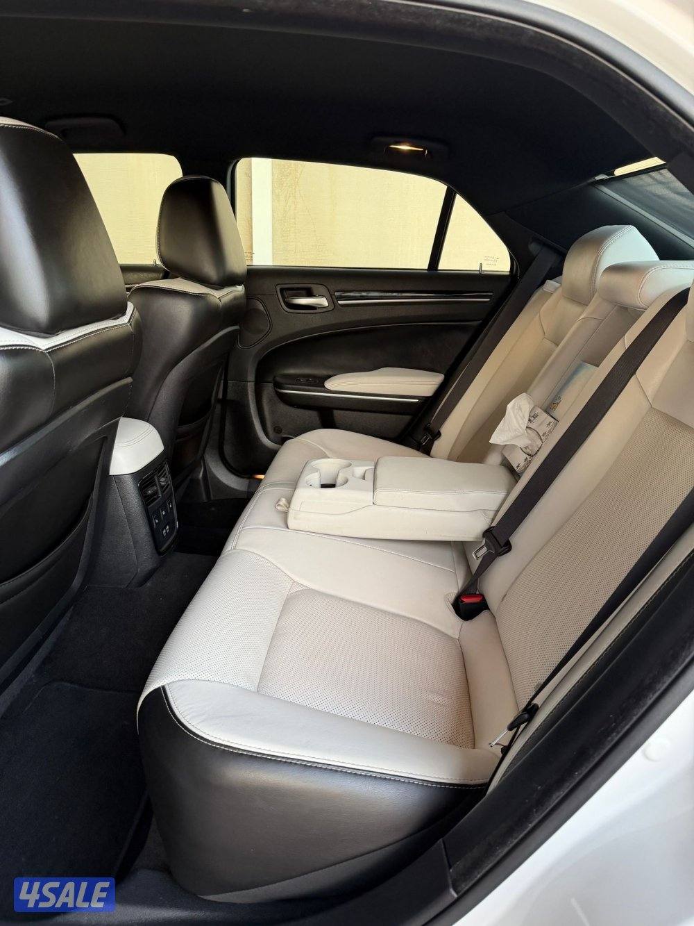 كرايزلر 2021 ماشي 705