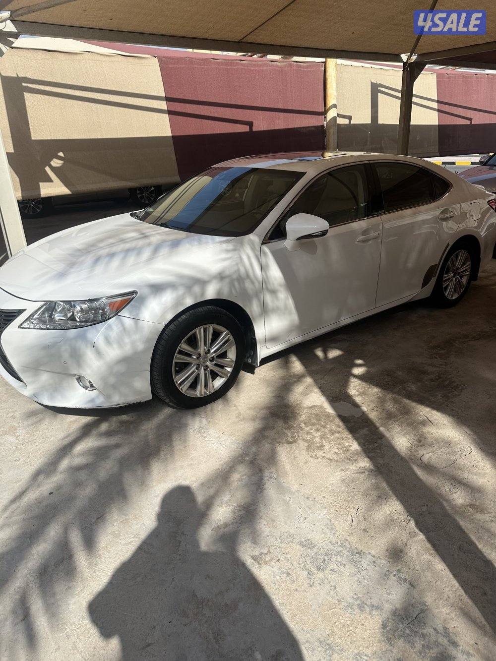 لكزس Es350 موديل 20131