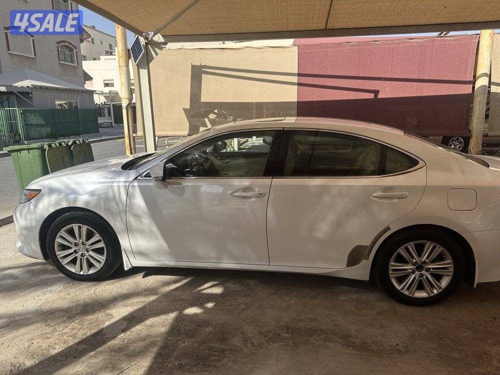 لكزس Es350 موديل 20133