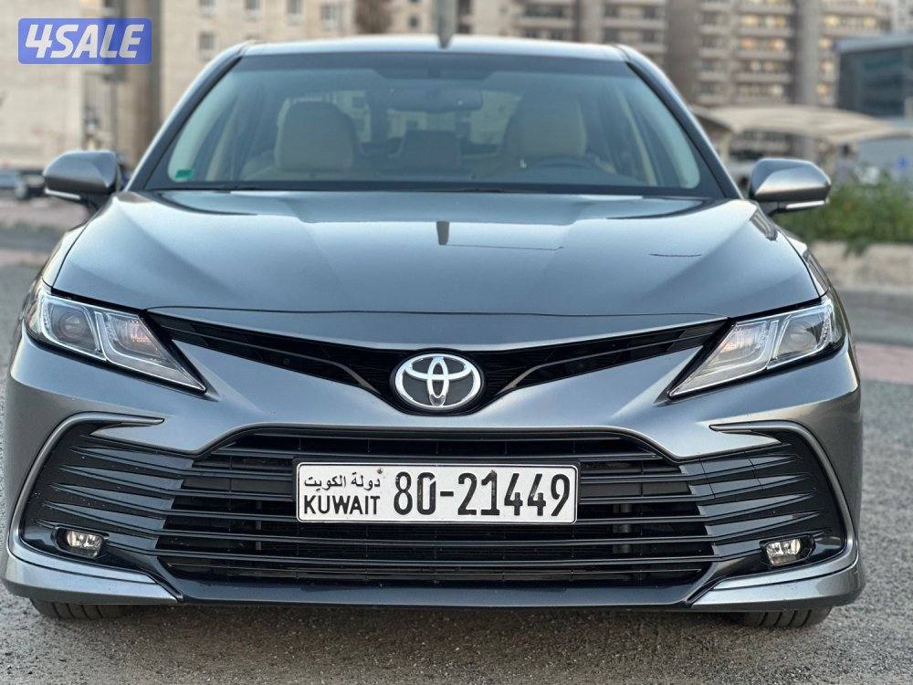 للبيع كامري GLE ماشي ٢٠ الف كيلو سيرفس وكالة2