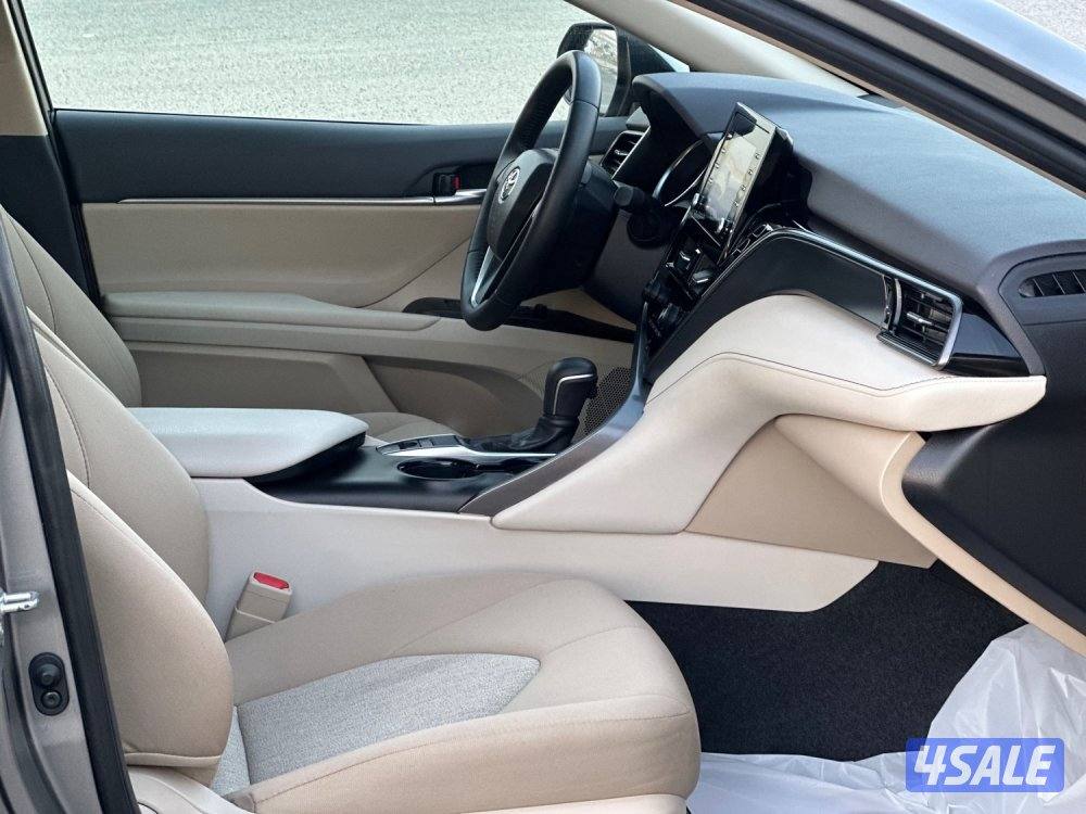 للبيع كامري GLE ماشي ٢٠ الف كيلو سيرفس وكالة4