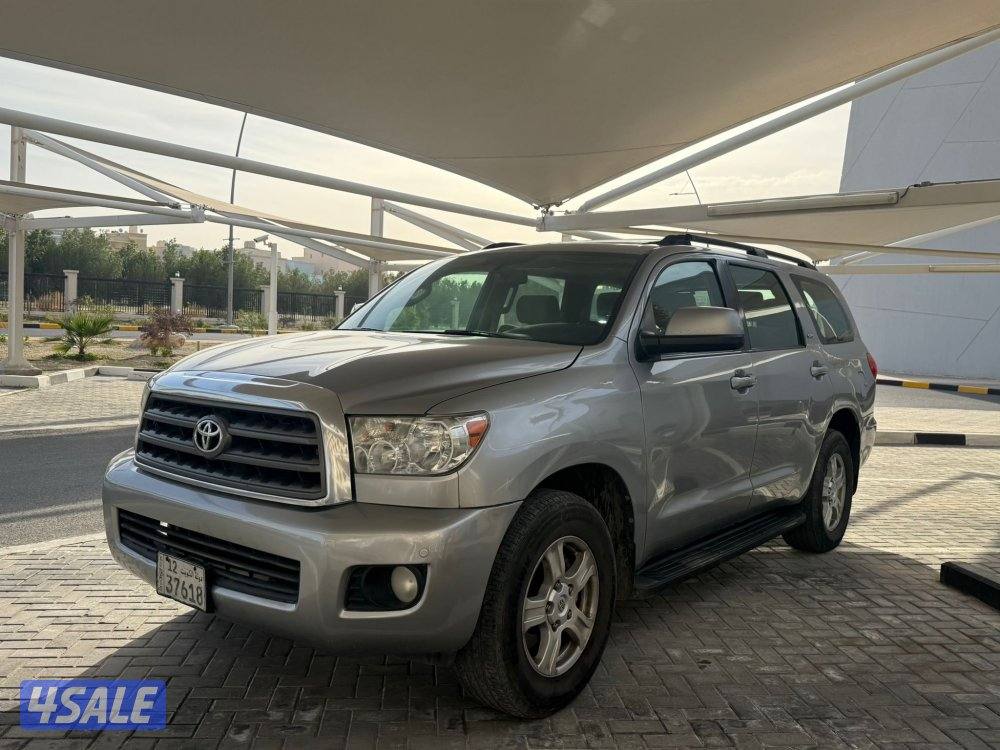 للبيع تويوتا سيكويا موديل 20130