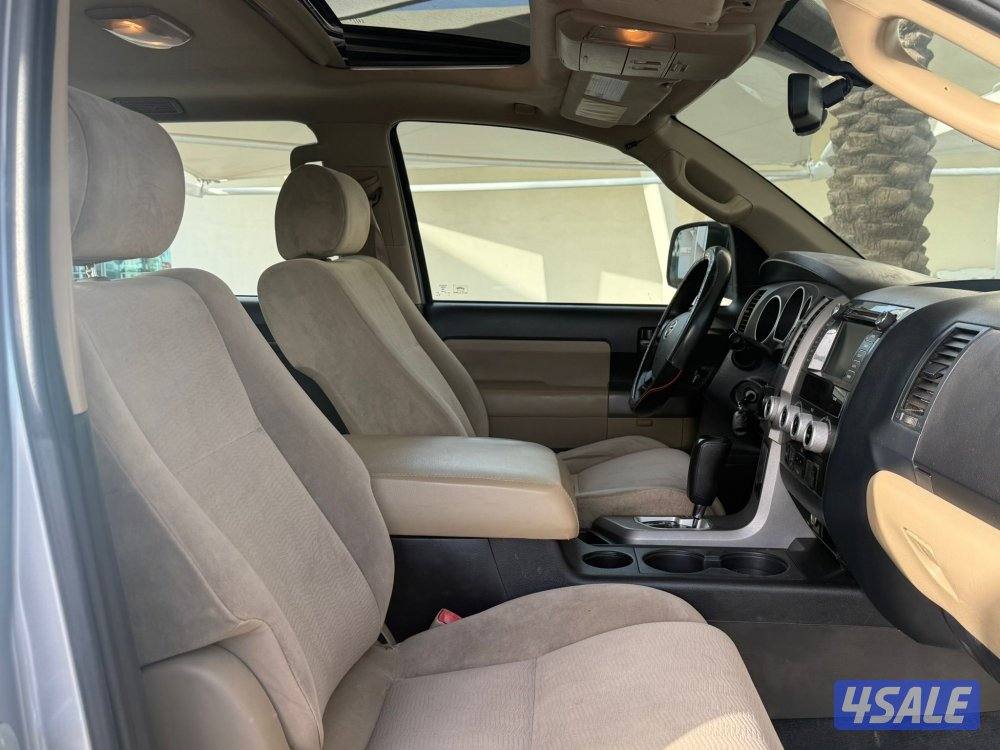 للبيع تويوتا سيكويا موديل 20135