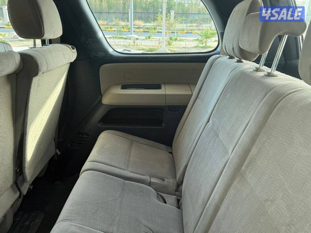 للبيع تويوتا سيكويا موديل 20136