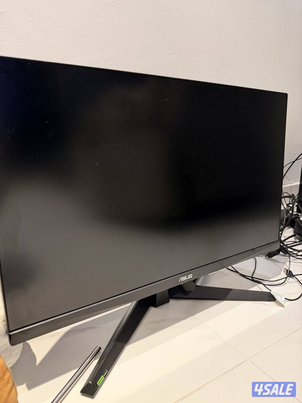 ASUS-PC غير مستخدم البيع بكامل المرفقات0