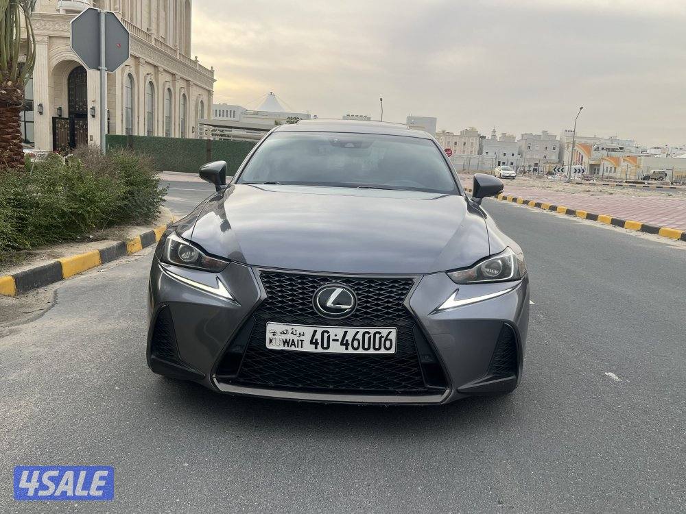 للبيع لكزس is350 اف سبورت موديل 20181