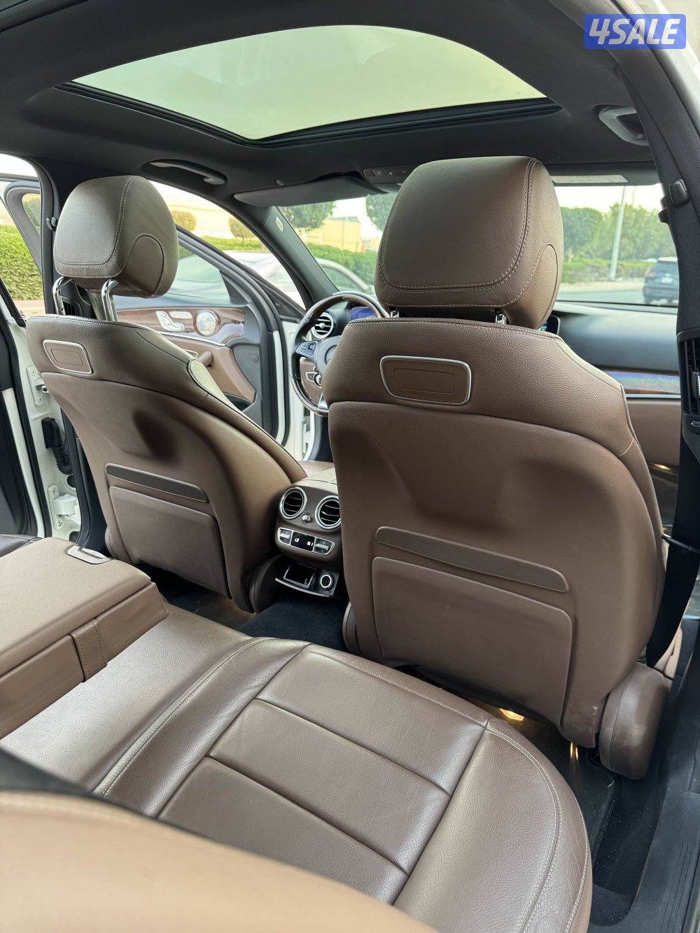 للبيع مرسيدس E4008