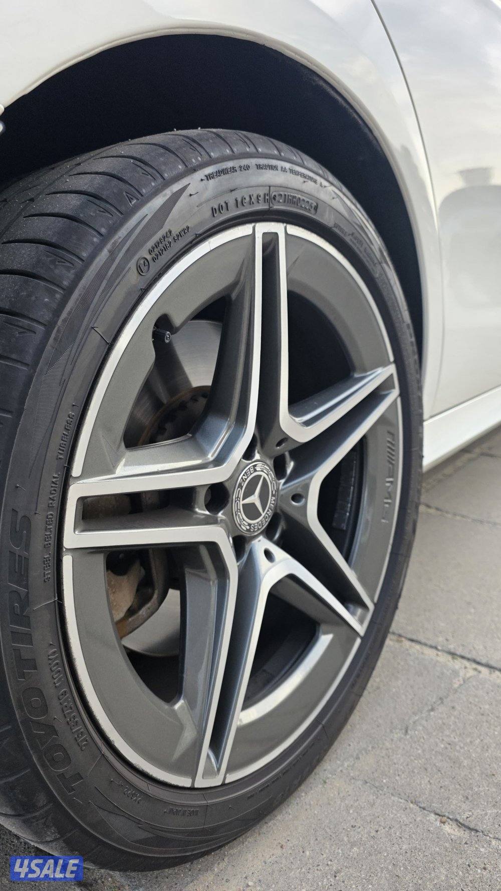 للبيع مرسيدس E4009