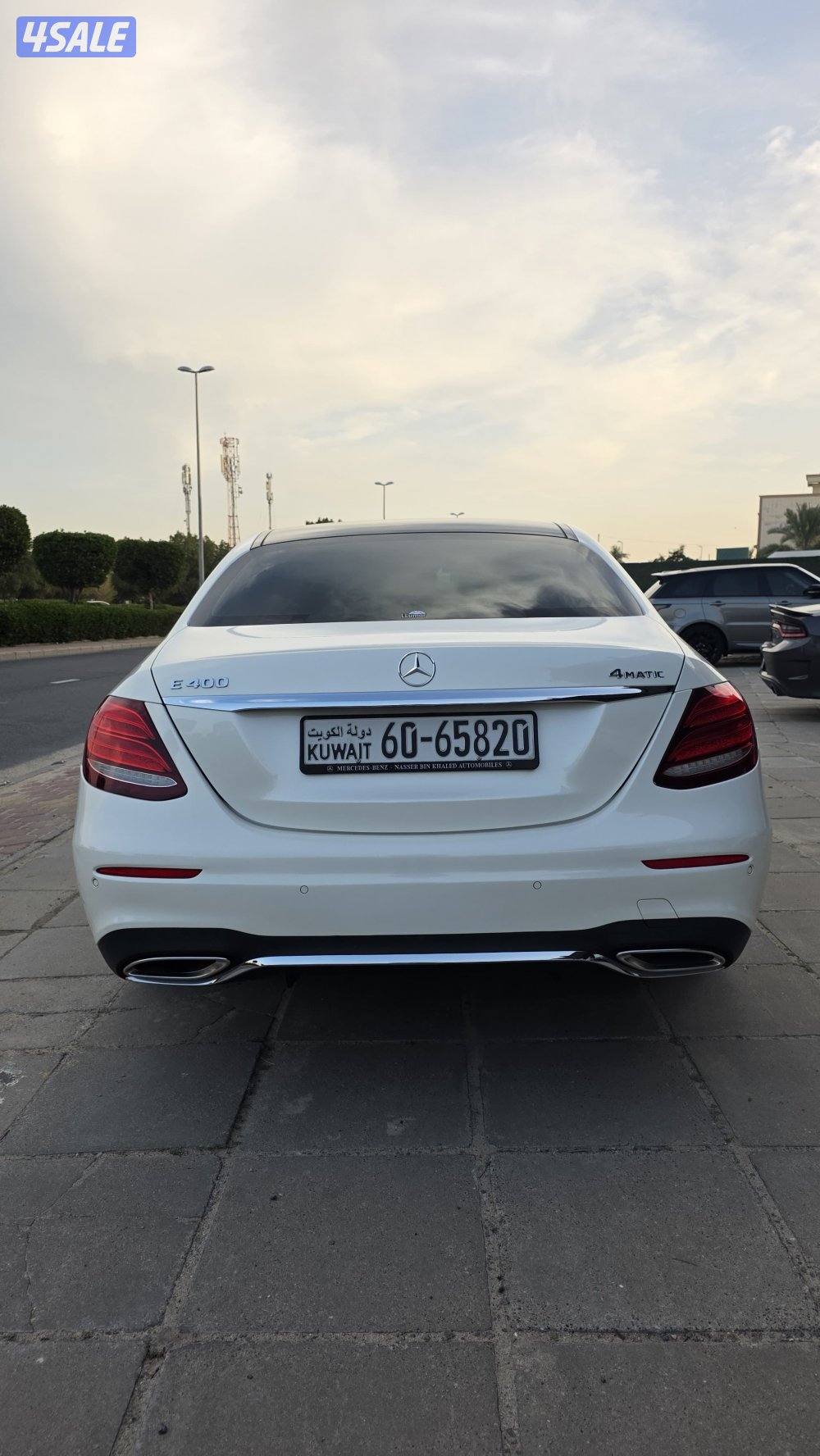 للبيع مرسيدس E40010
