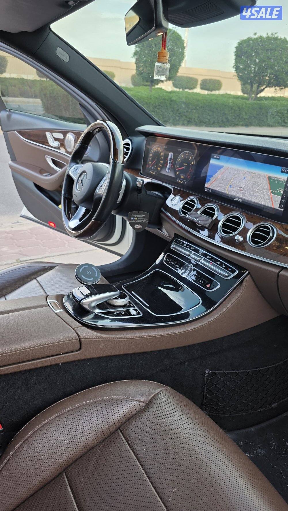 للبيع مرسيدس E40012