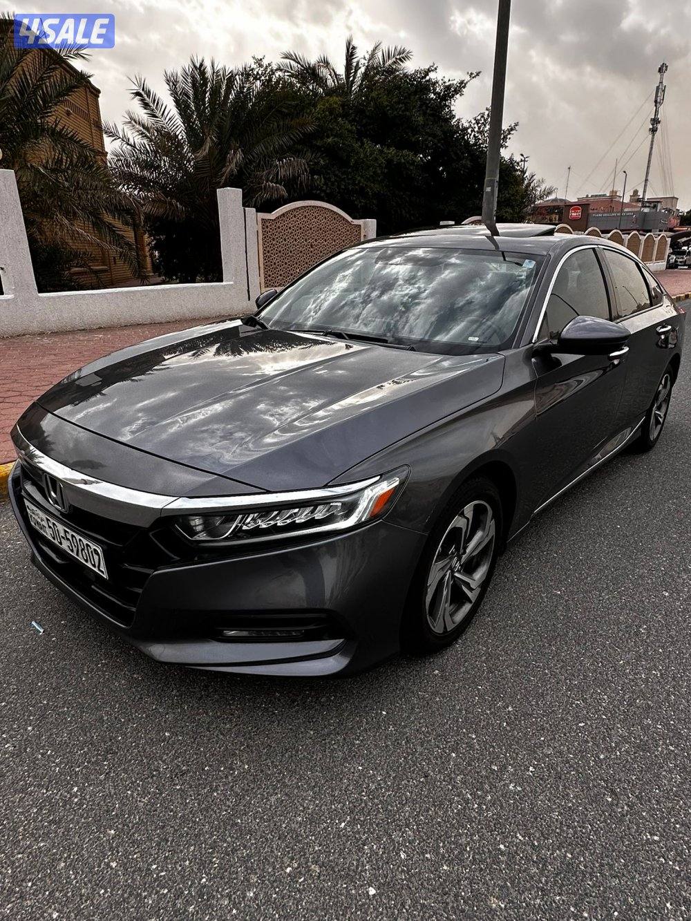للبيع هوندا اكورد موديل 20191