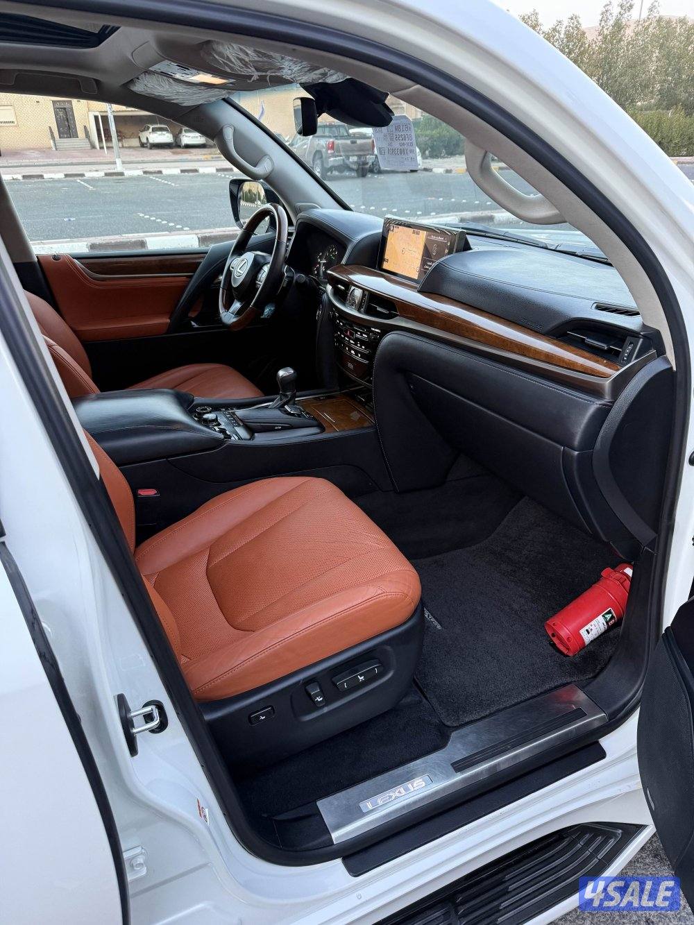 لكزس 2016 الساير الدرجه الأولي12