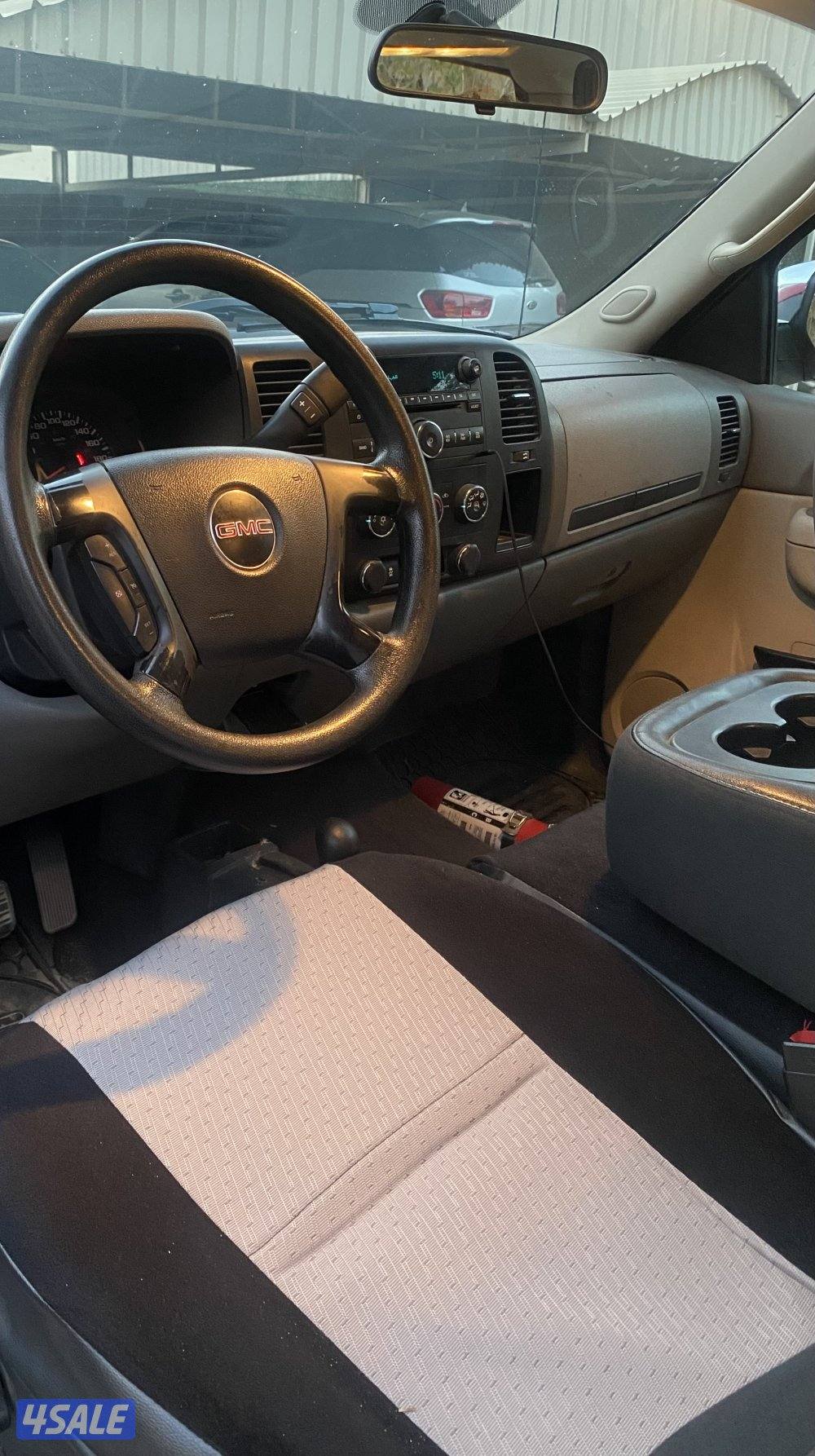 للبيع جي ام سي سييرا بهبهاني 2013 ماشي 180 سيرفس وكالة4