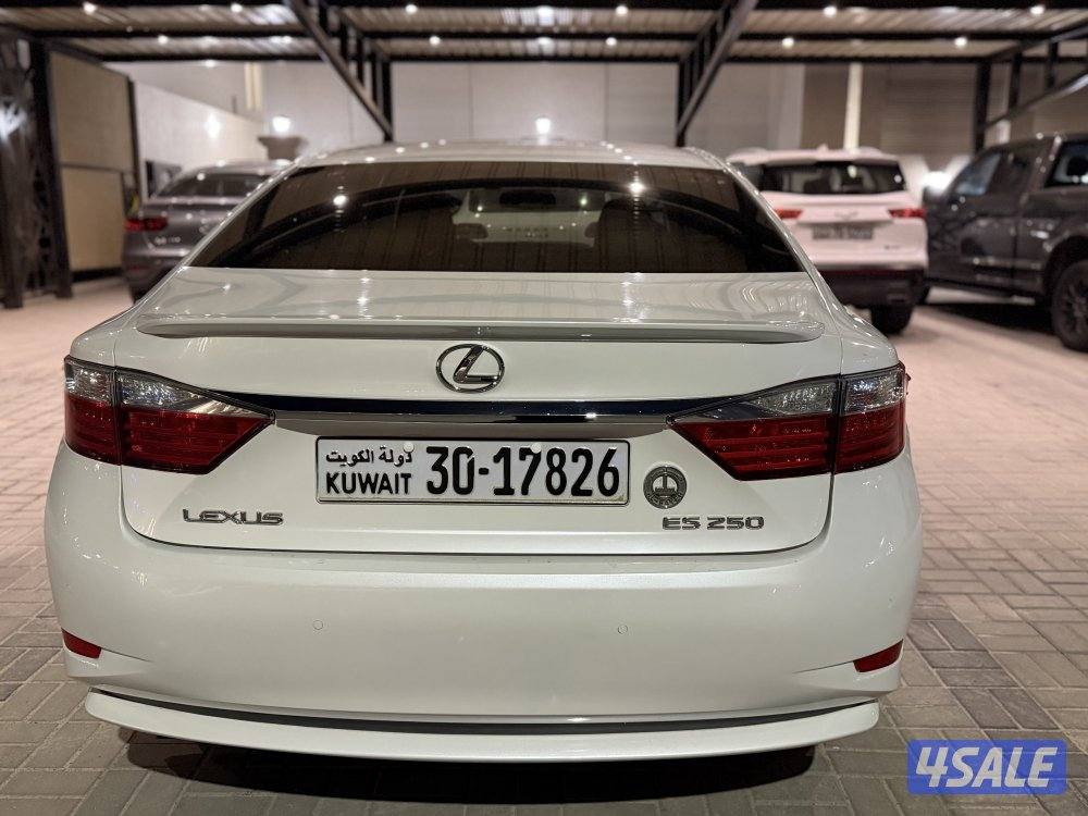 للبيع لكزس es2504