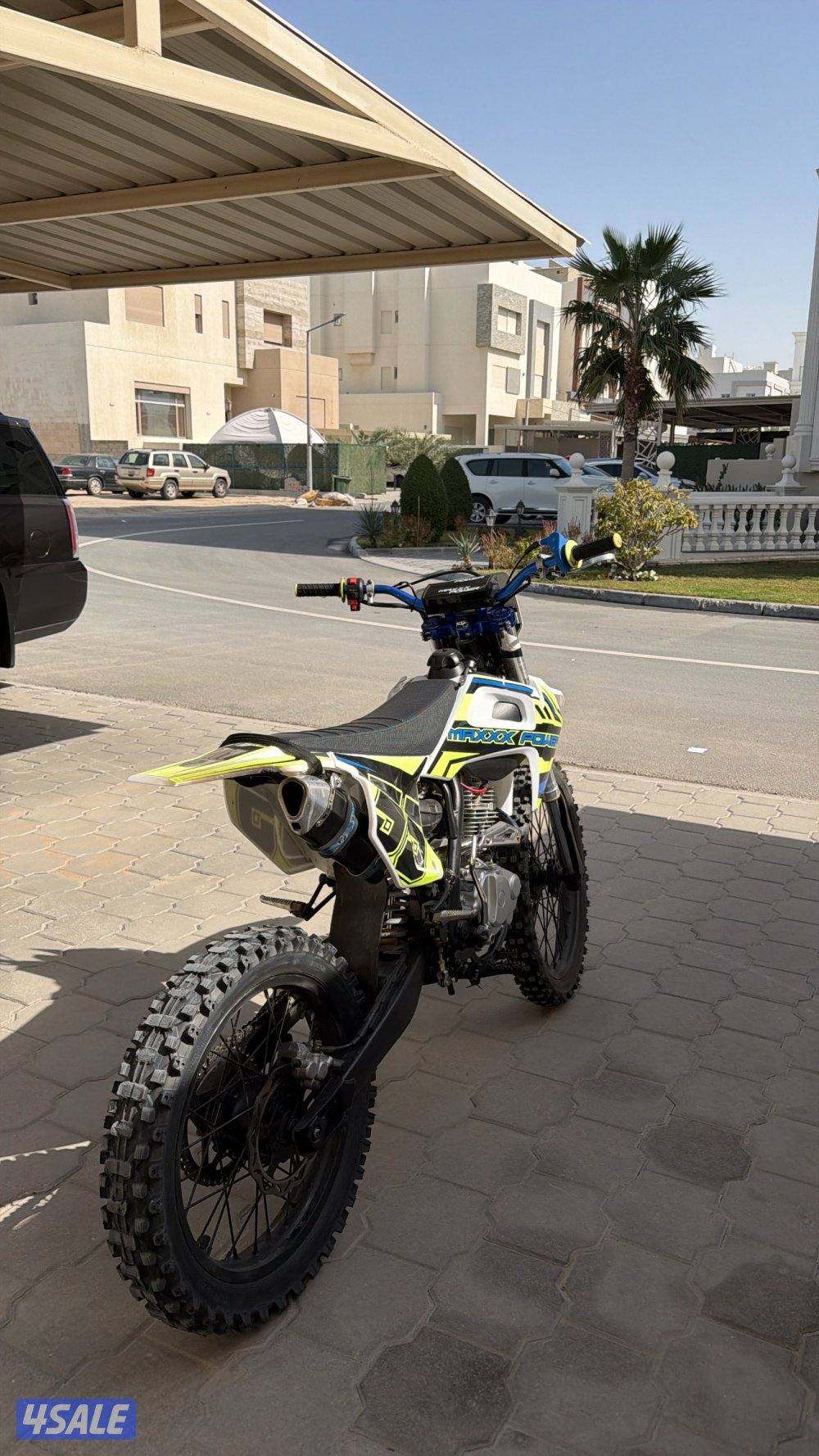 للبيع سيكل نظيف ماشي٢٠ساعه حجم٢٥٠0