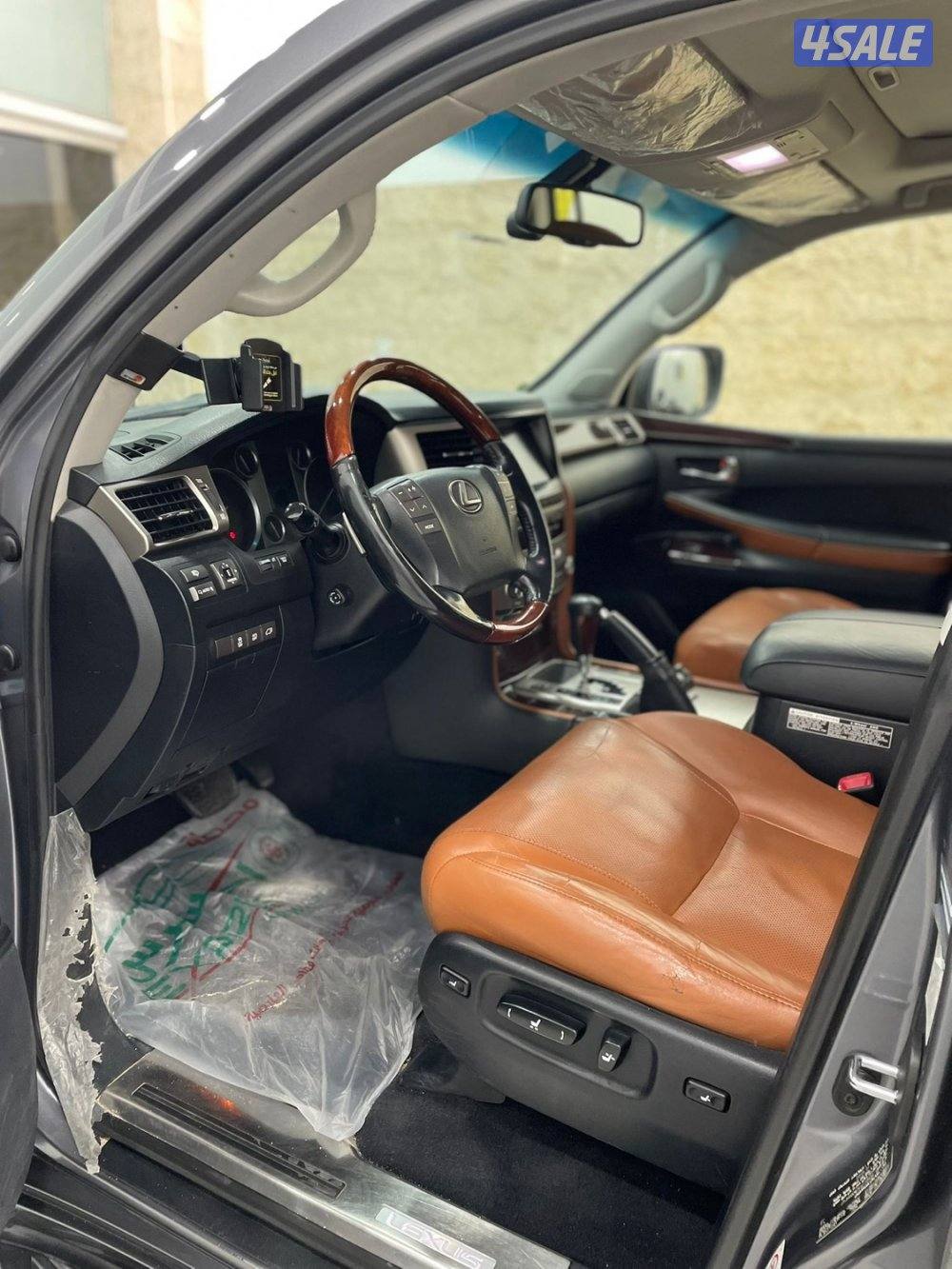 للبيع جيب لكزس 20154